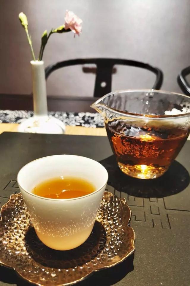 顺德少见的8家喝茶隐蔽店一起敲桌子吗