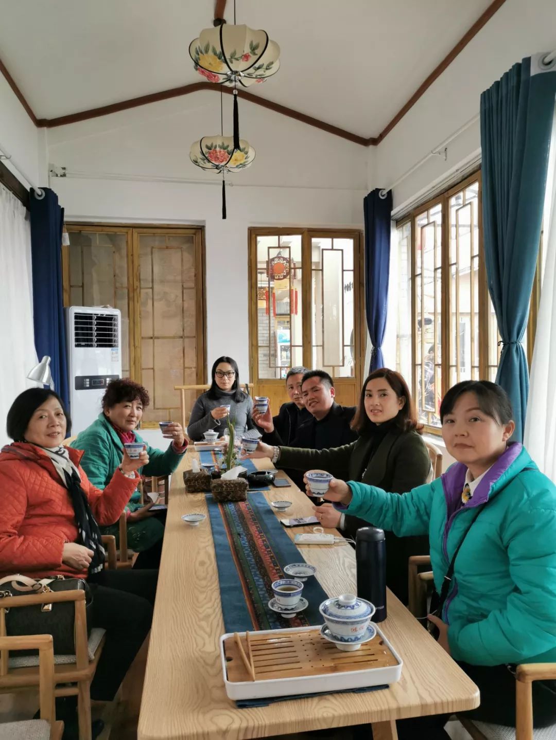 藏茶文化旅遊節開幕省茶文化協會團隊訪問寬和茶館雅安小北街店