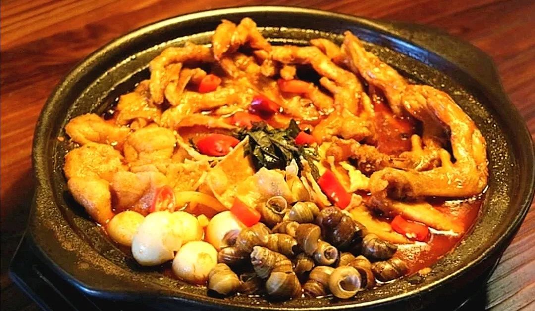 9元购原价235元【亲厨】3-4人餐,鸭脚煲 烤肥牛 烤秋刀鱼 烤鱼腩 .