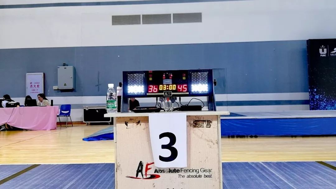 北京大学击剑队在第25届中国大学生击剑比赛中喜获佳绩