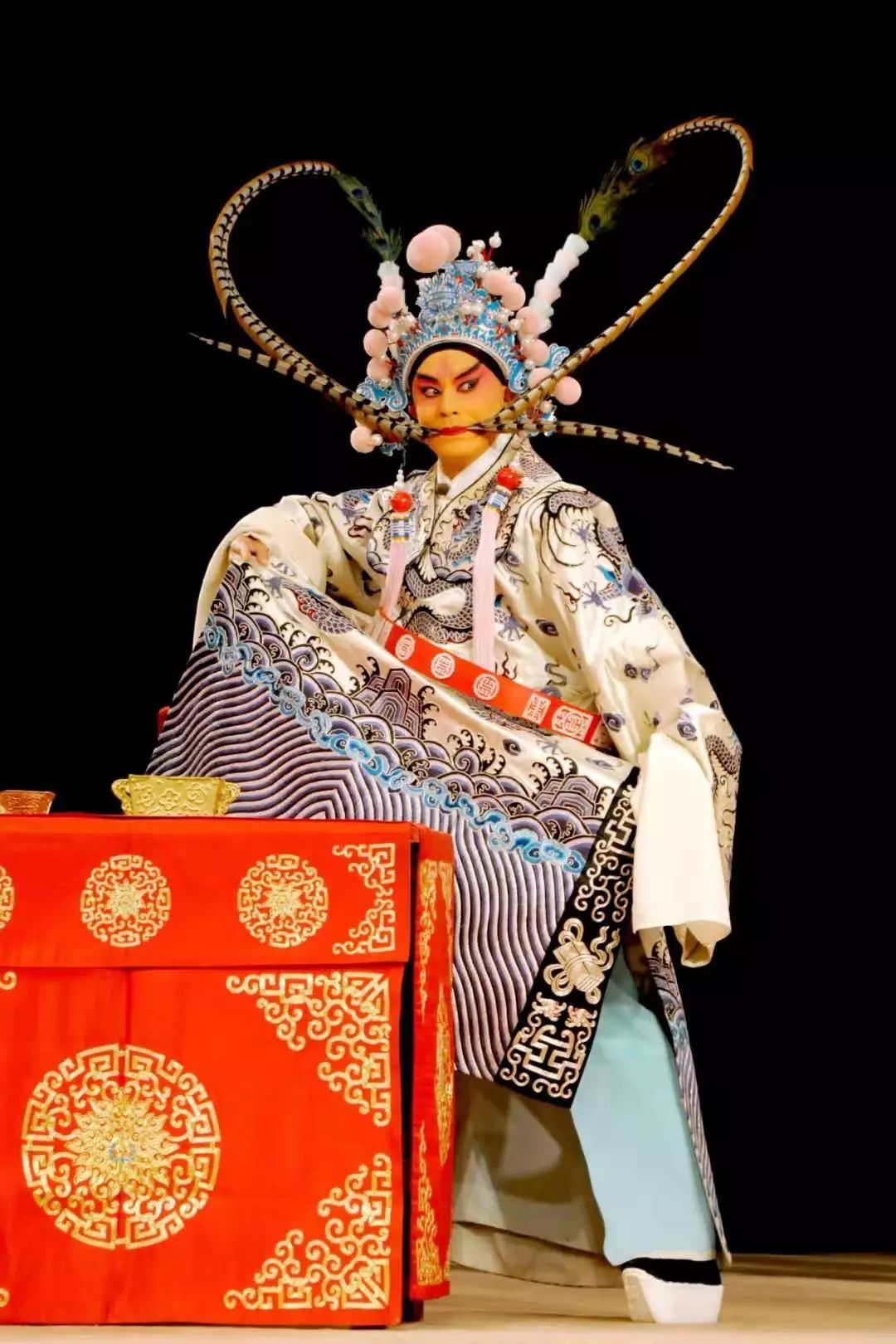 京剧演员&普通人最大不同在于?