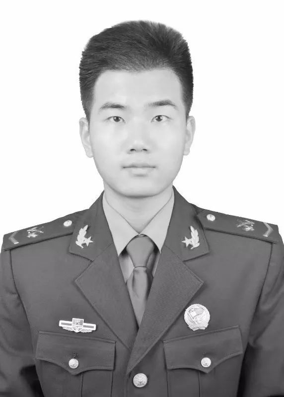 刚刚!在兴化,送别23岁维和英雄付森