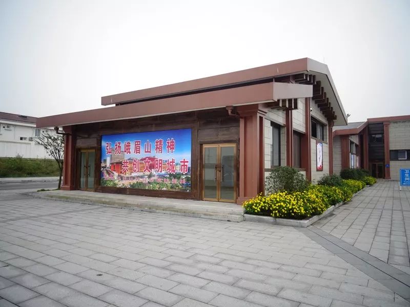 胜利镇新火车站站前广场门市