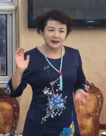 杨珊珊导演的作品多次荣获电视剧"飞天奖","金鹰奖","五个一工程奖"等