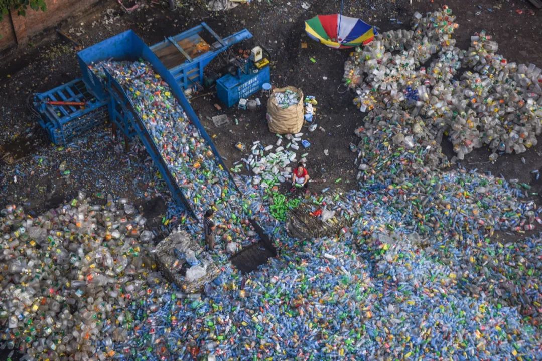 塑料正在慢慢毁掉这个世界