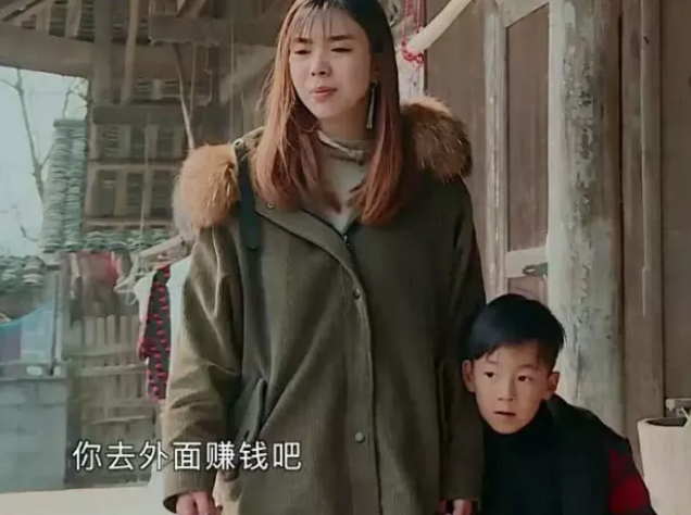 《变形计》最壕城市妈,住6层别墅,得知她的职业后,网友:秒懂_徐晓晨