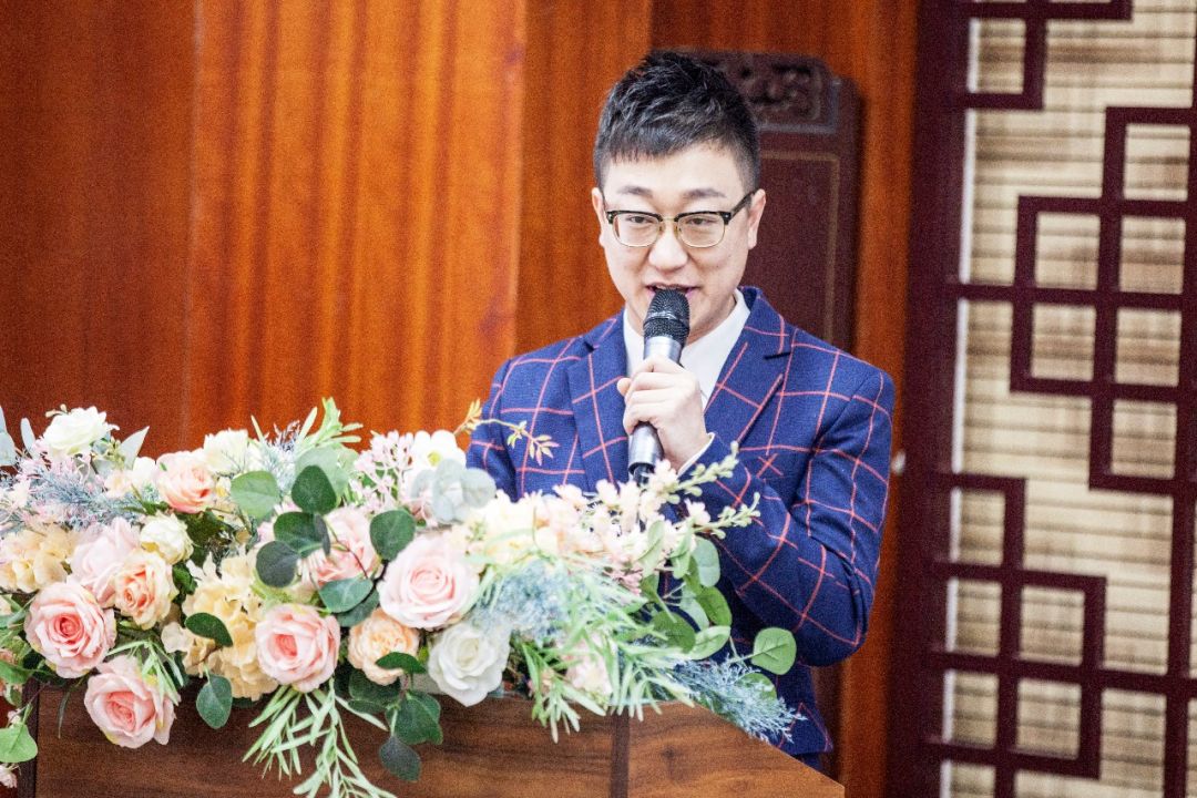 辽宁广播电视台《大海热线》记者,主持人老三主持了本次见面会,并与