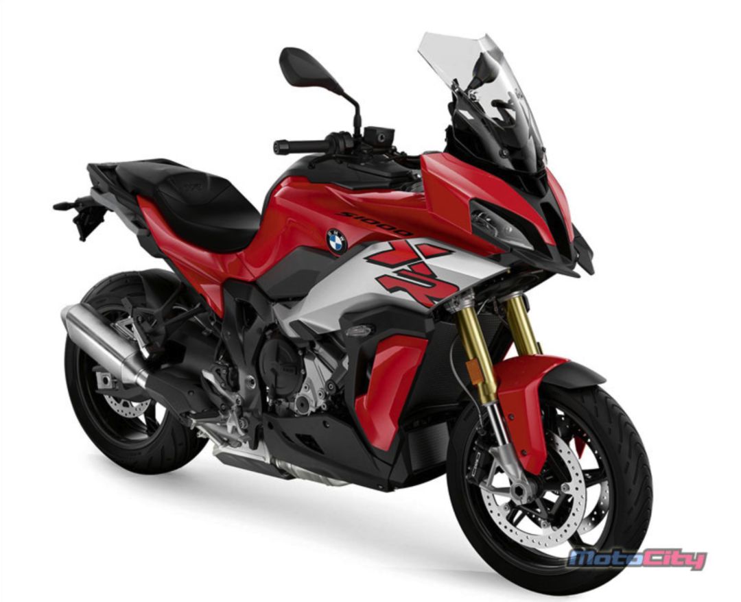 宝马大小眼时代的结束新款运动旅行s1000xr整车展示