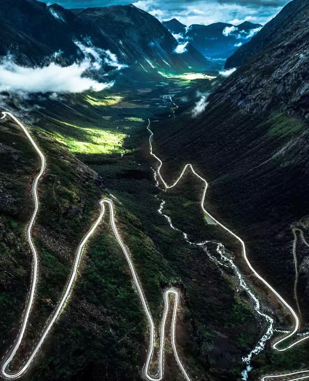 trollstigen road托罗尔斯蒂根山道挪威挪威人称之为魔鬼之路也称为