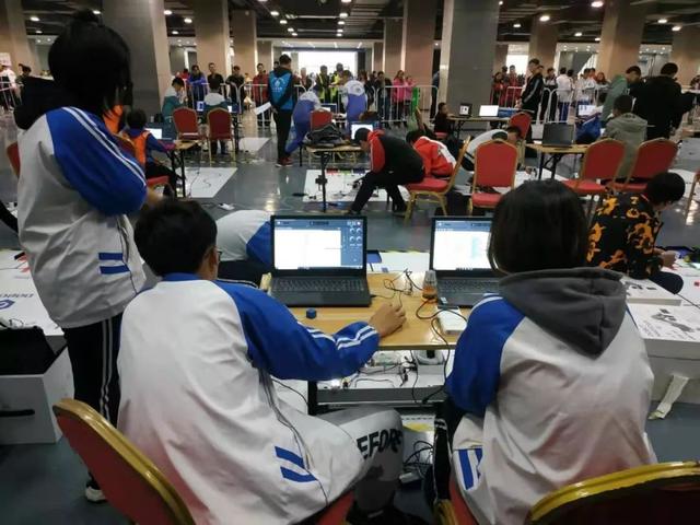 慶云云天中學(xué)三名學(xué)子斬獲2019全國大賽一等獎(jiǎng)(圖8) 慶云云天中學(xué)三名學(xué)子斬獲2019全國大賽一等獎(jiǎng)(圖8)