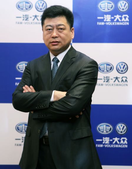 中国第一汽车集团党委书记,董事长 傅生华 宇通客车党委副书记 王刘芳