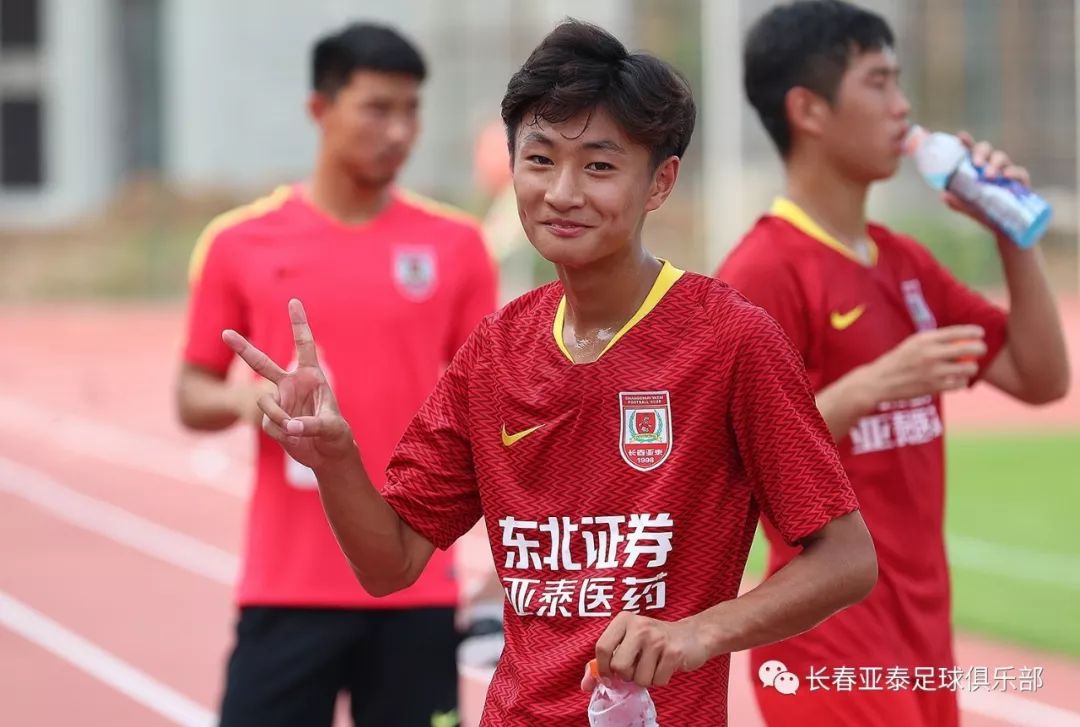 【亚泰青训2019】24人入选国字号球队,长春亚泰刮起青春风暴_白雪松