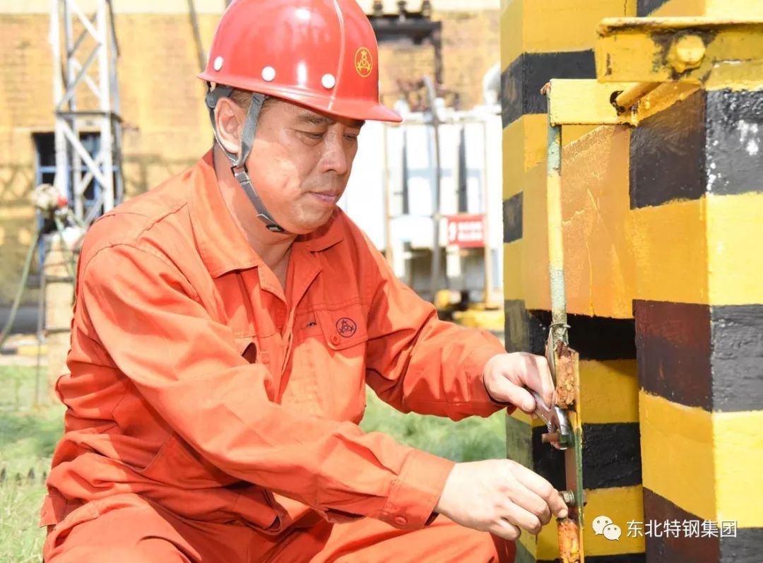 丨转作风做楷模丨杨立忠解决设备疑难杂症的高手