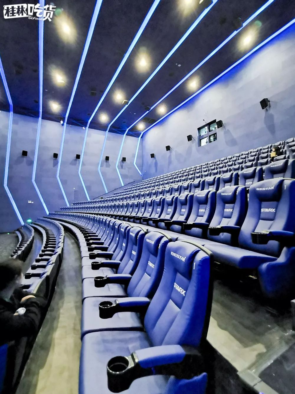 免费送你超级巨幕电影票观影效果超震撼超夺目超炫彩