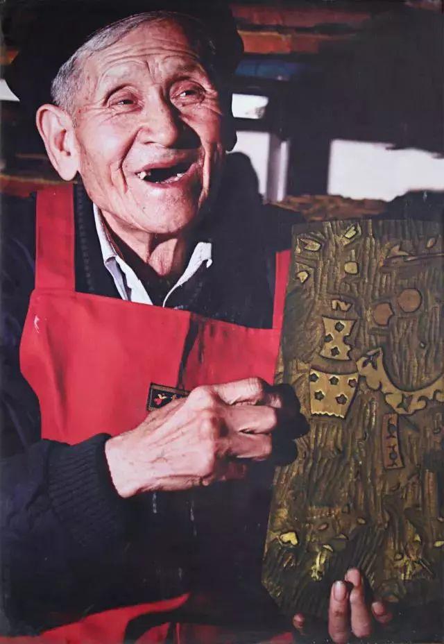 杨洛书一片匠心在年画