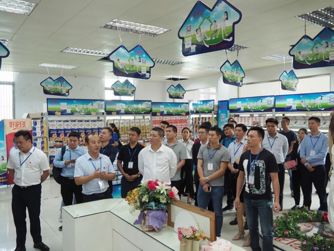 3,将投票截图页面(详见图片,截图页面要出现"你已投票"字样),姓名