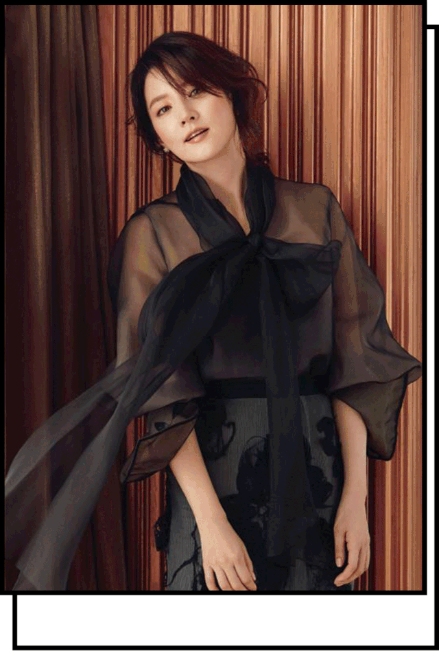 迎来了不少回归的明星们,比如退伍的权志龙,靠美貌"杀"回c位的韩艺瑟