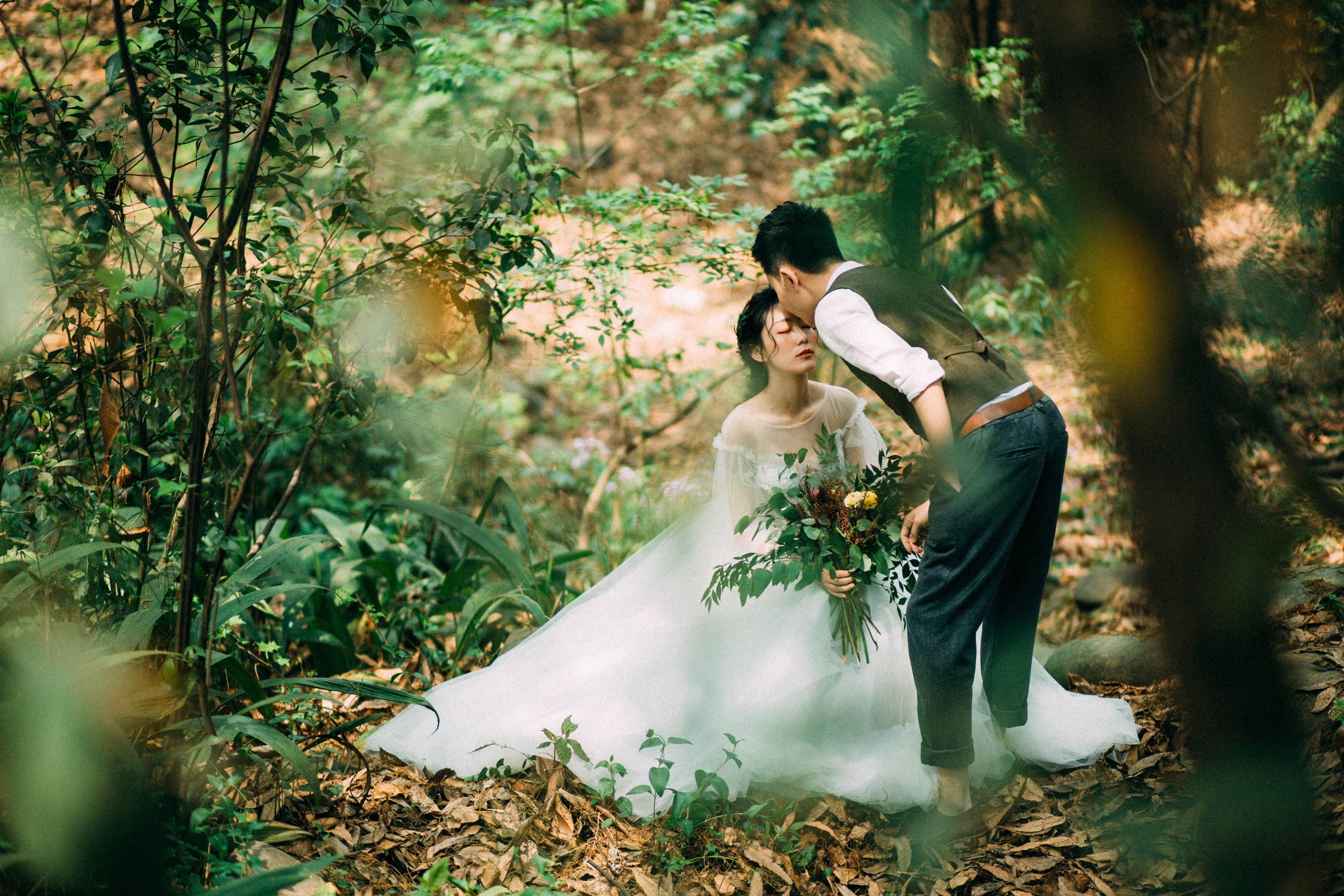 婚纱照森林系唯美图片