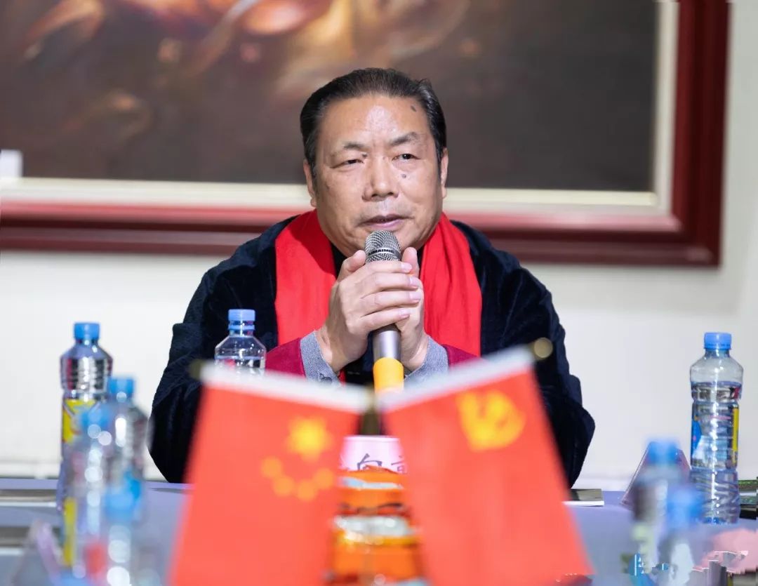 明月禅心黄栋油画展犹如一袭春风为明月山增添了新的生机与活力