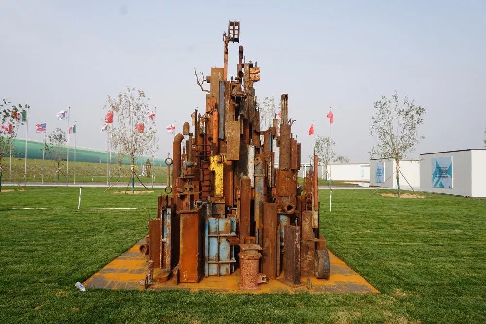 首届唐山德龙国际钢铁雕塑艺术节在德龙钢铁工业旅游文化园区隆重启幕