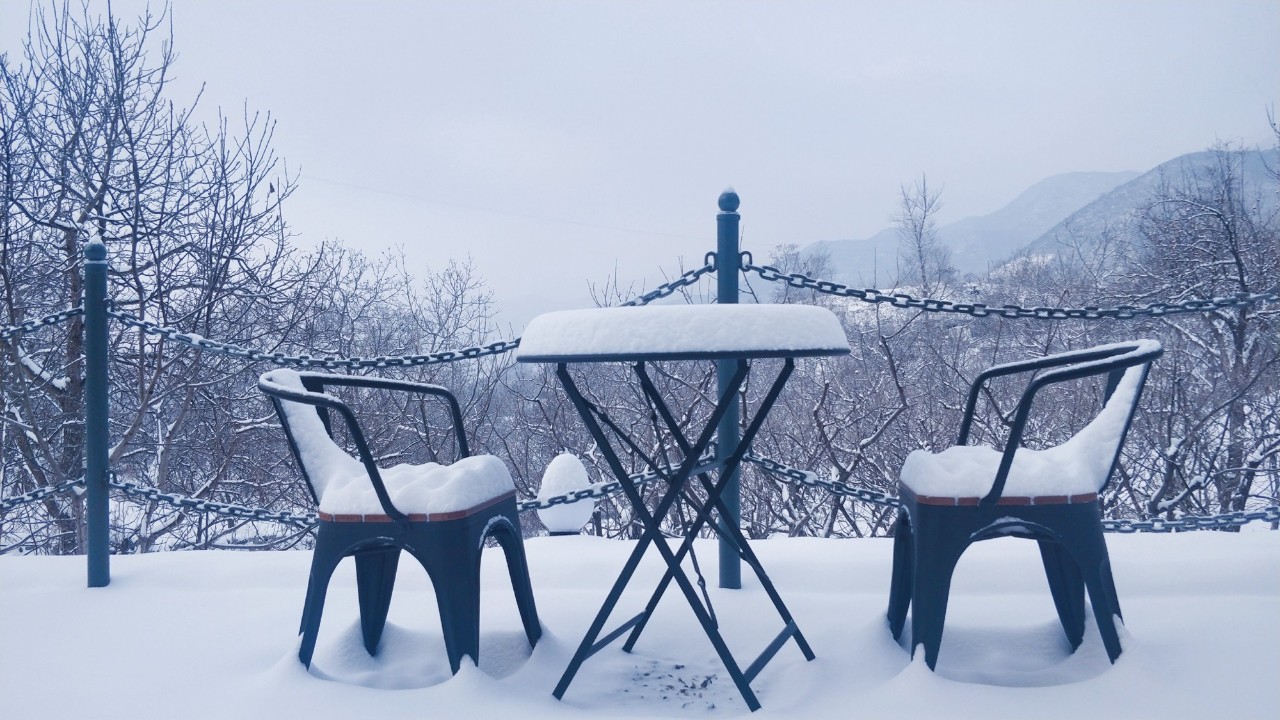 原創一場初雪,驚豔了京城外的山野