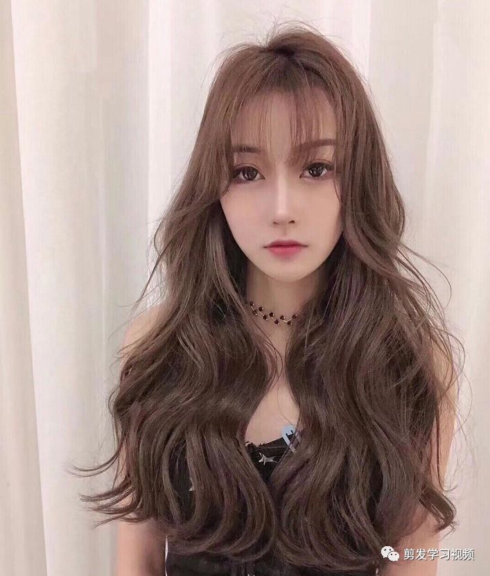 离过年还有两个月,想换发型的女生可以存图了!