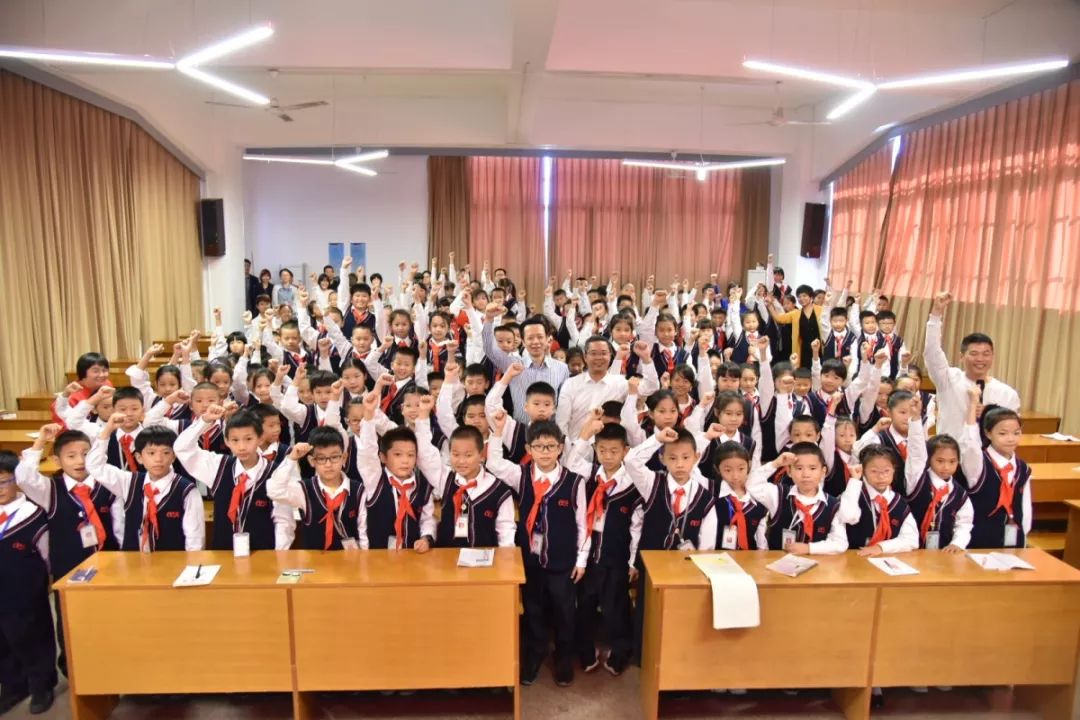 潮语传承第四站走进汕头市陈厝合小学_许友文