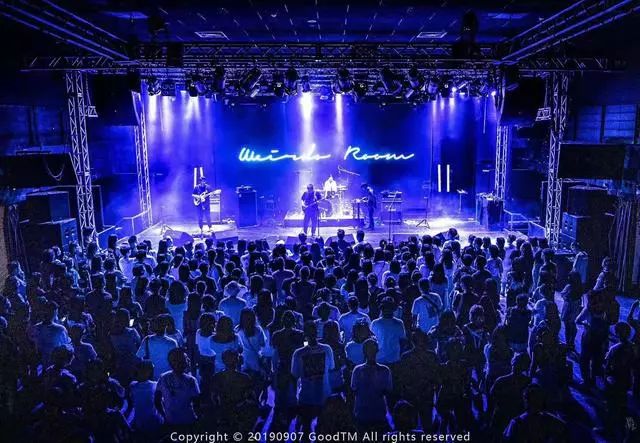 今晚后摇冬天的时刻表_redhouse