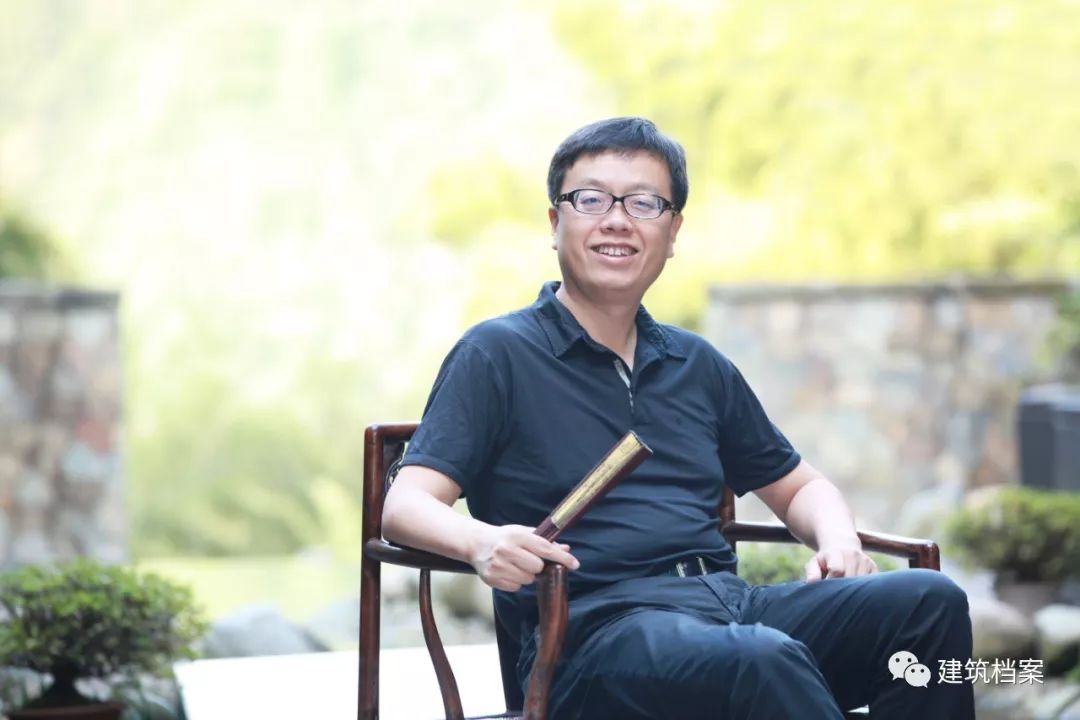 黄山德懋堂百年会所如定海神针般笑对丰乐湖波,成了德懋堂品牌尊重