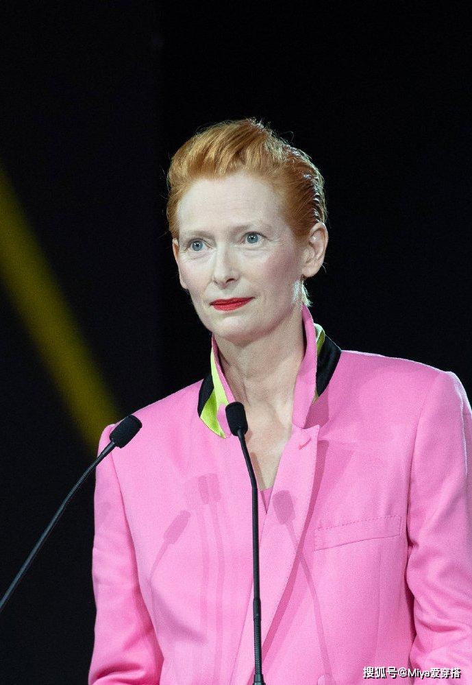 原创59岁古一法师霸气侧漏!将死亡芭比粉发挥到极致,轻松秒杀全场