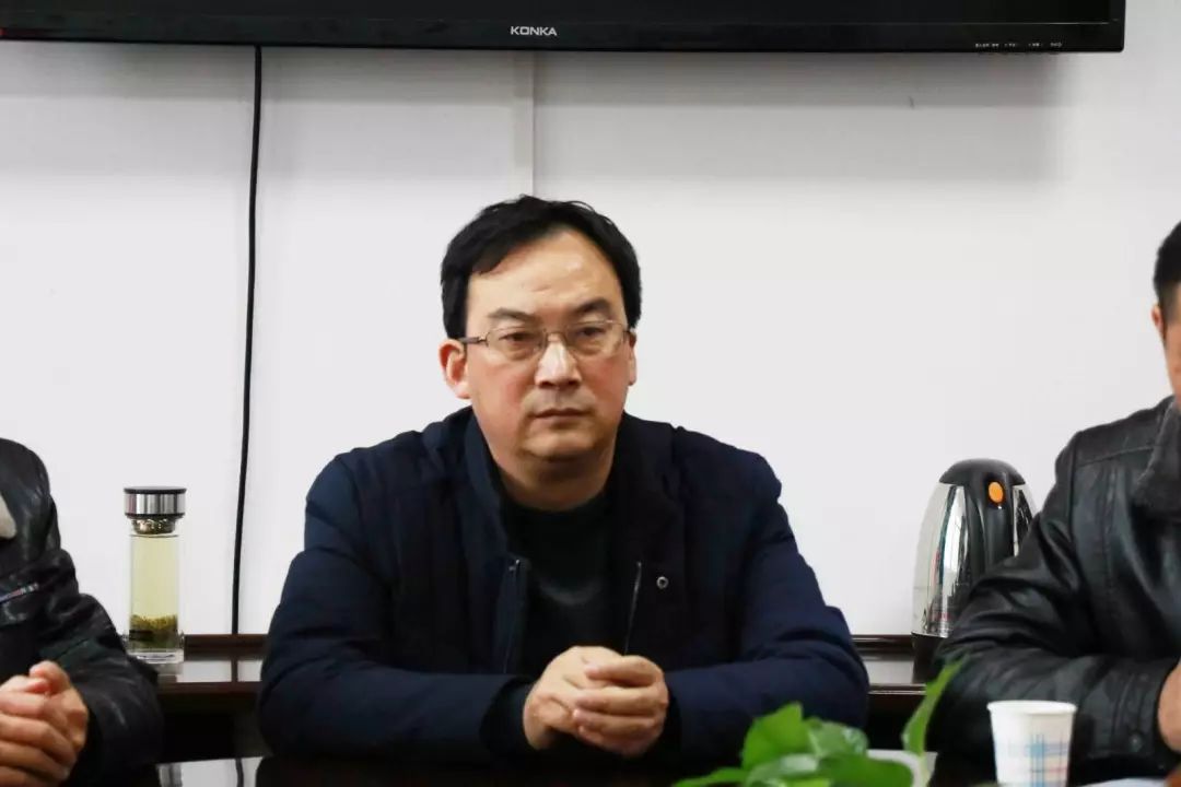 幸福中学校长张佐平张校长感谢奉节生活网,奉节县大爱夔州志愿者协会