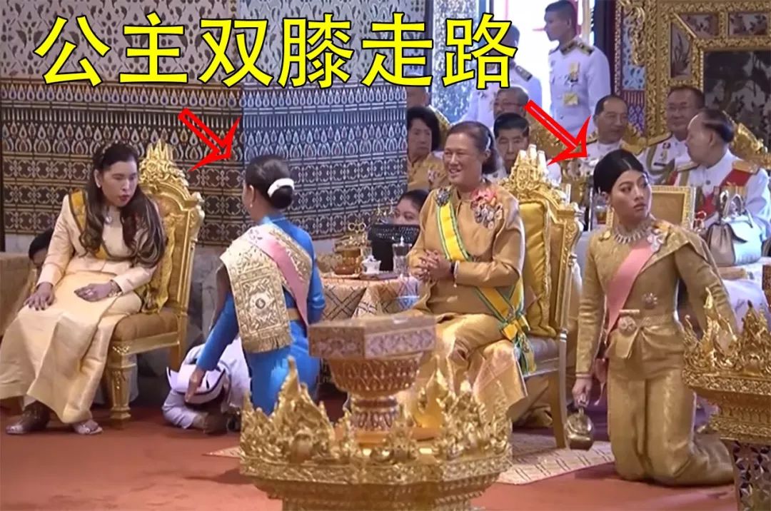 原创14岁提帮功跪拜姑妈趴在地上懒懒不抬头最后还是二姐帮他解围