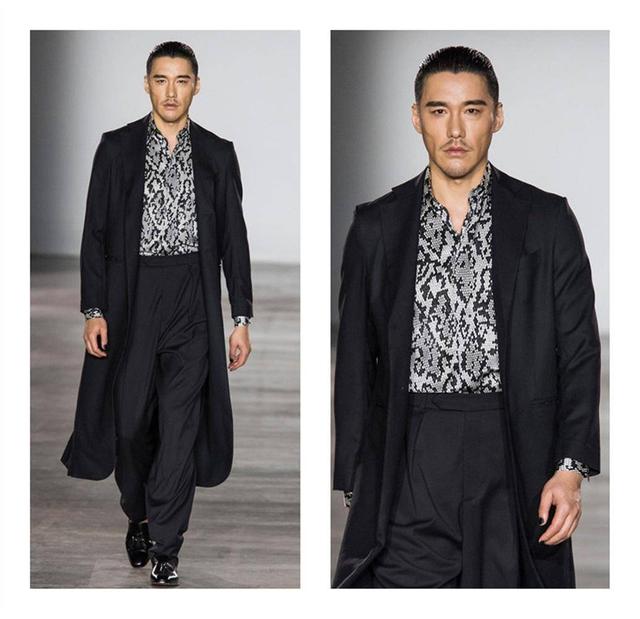 胡兵这次还上了t台,气场全开为edward crutchley压轴走秀.