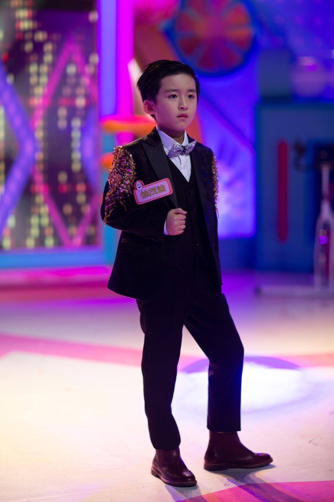 小天才电话手表加油饭米粒周末两集连播本周才艺技能精彩不同