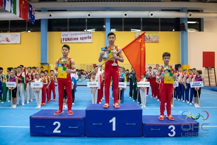 奥林匹克希望杯中国体操小将包揽团体全能金牌
