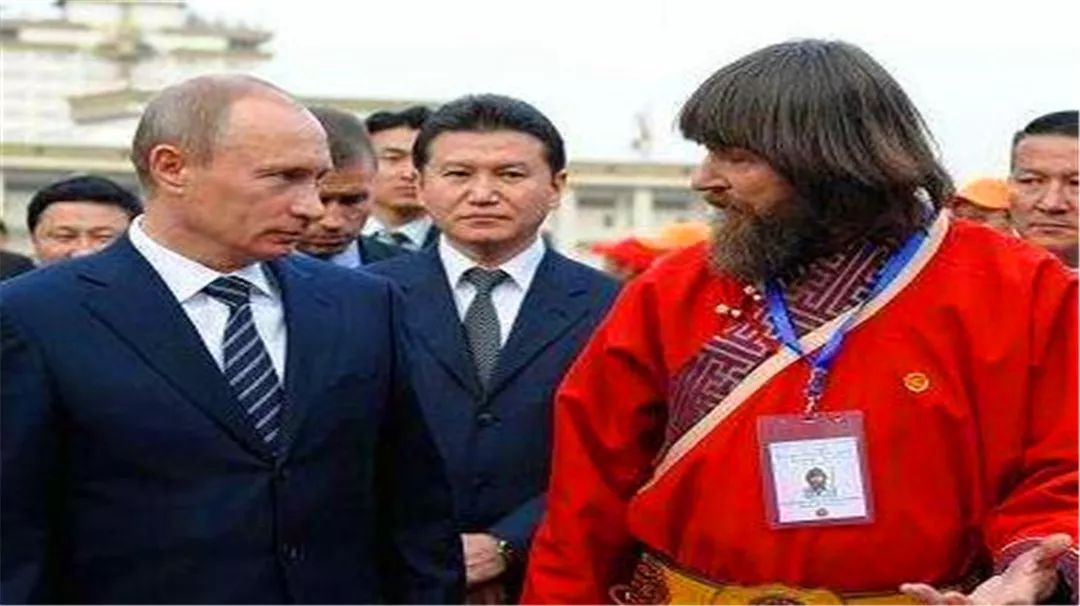 原创免费送邻国战机,普京意图明显,白宫:太狡猾了