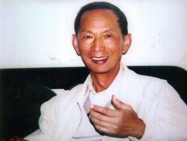 家庭,父亲黄愚生毕业于黄埔军校第四期,与林彪,李先念,龙泽汇是同学