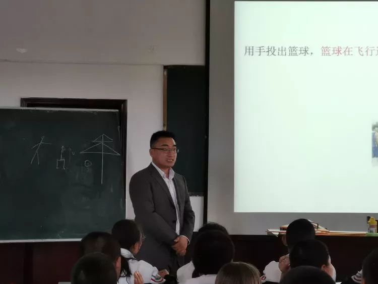 迢迢援疆路拳拳赤子心黄杰老师伊宁支教实记