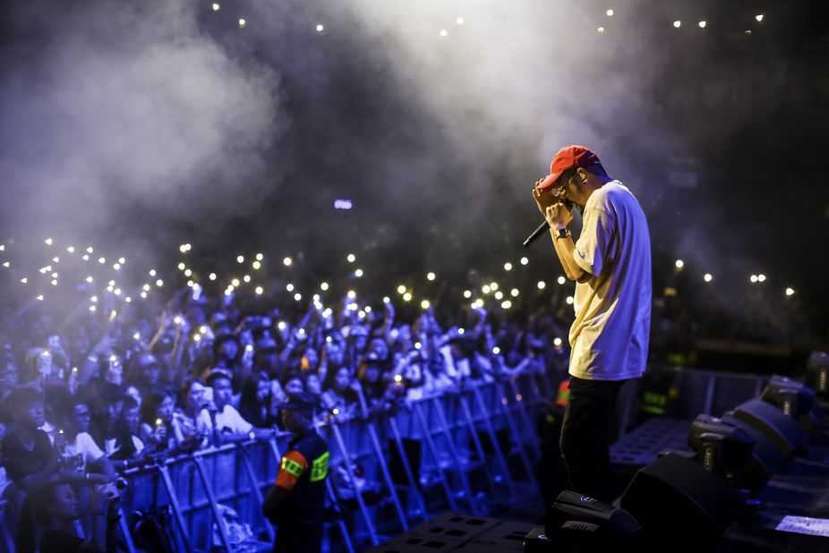 如是现场mchotdog热狗2019巡演第二轮开启饶舌大师兄归来