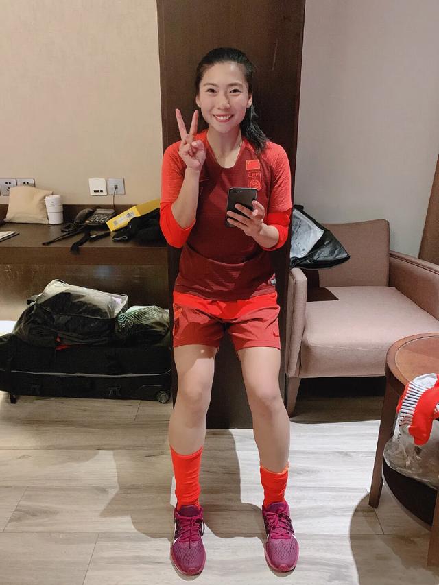 古雅沙12岁的时候离开了家乡郑州,去往北京学习足球,寻觅自己的足球