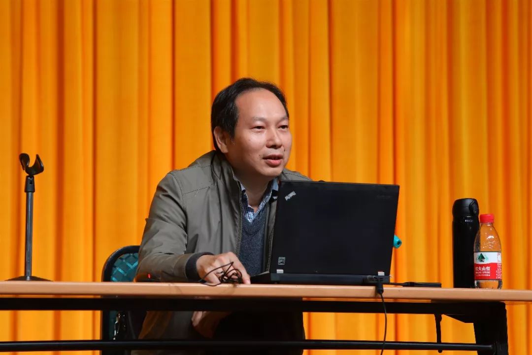 扎扎实实备考老老实实写作广州市铁一中学高级教师曹成来我校进行高考