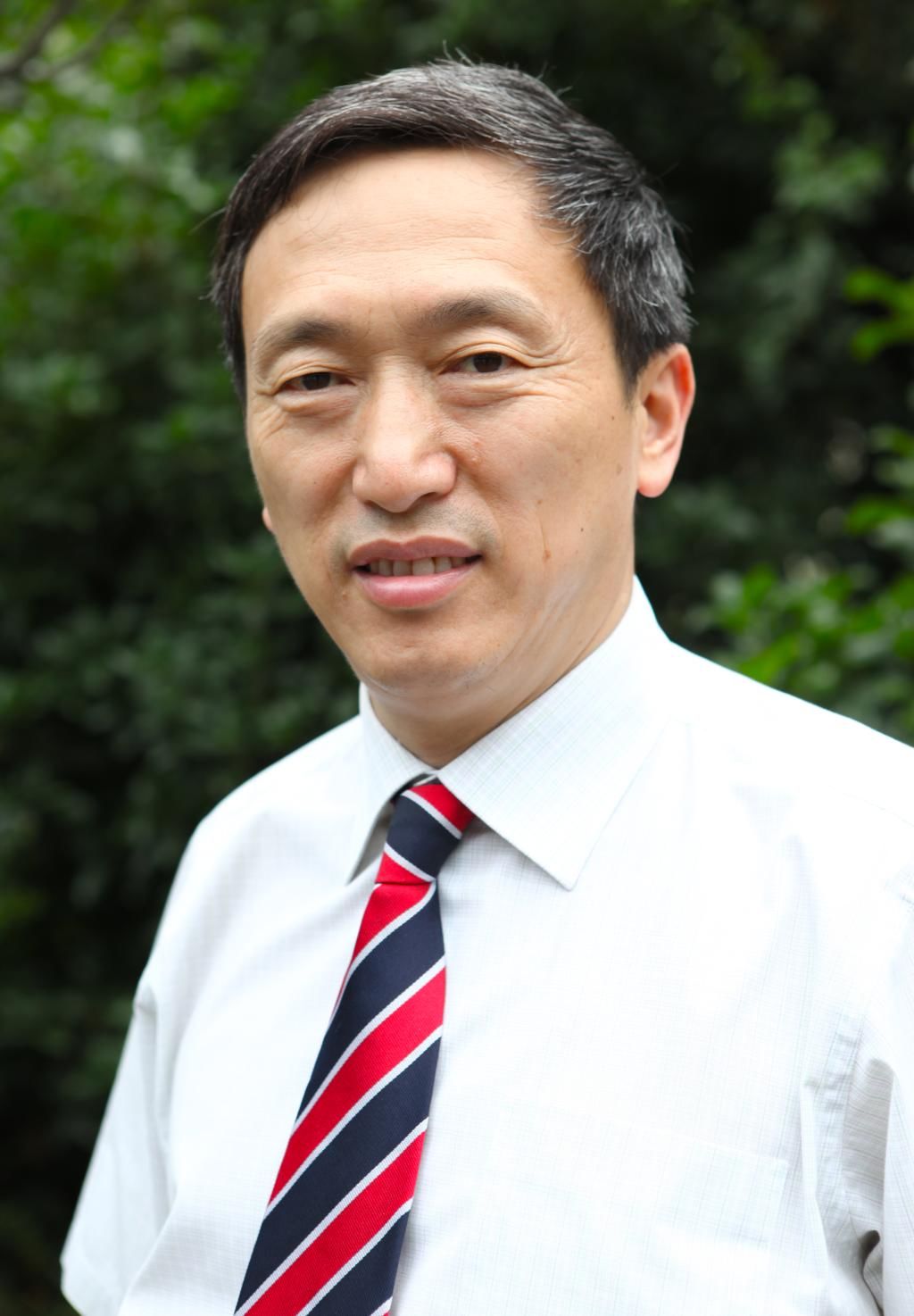 饶毅回应"学术圈大地震":举报信是我写的_耿美玉