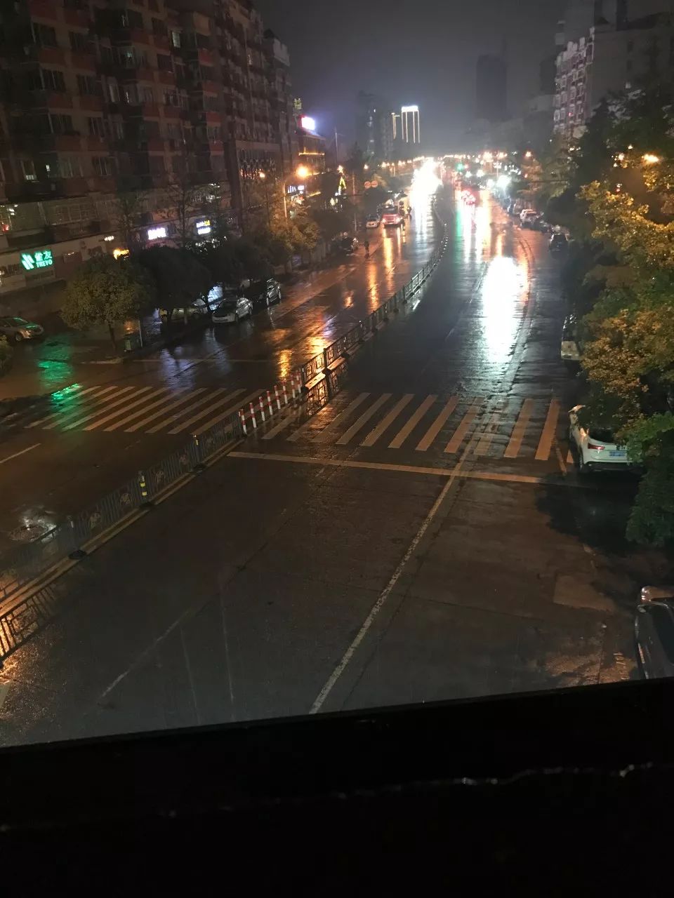 很多次在夜晚痛哭第二天又假装没事这40张手机照片让你相信2019真没