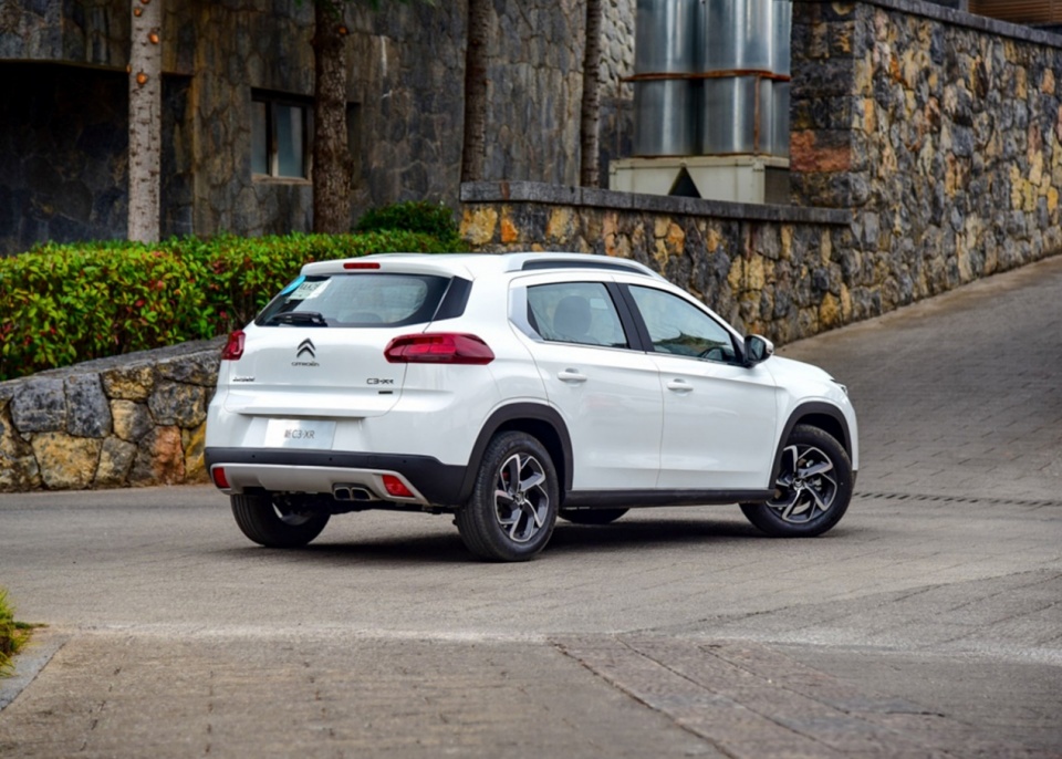 67三缸雪铁龙c3 xr,设计保守,价格10.99万起售_搜狐汽车_搜狐网