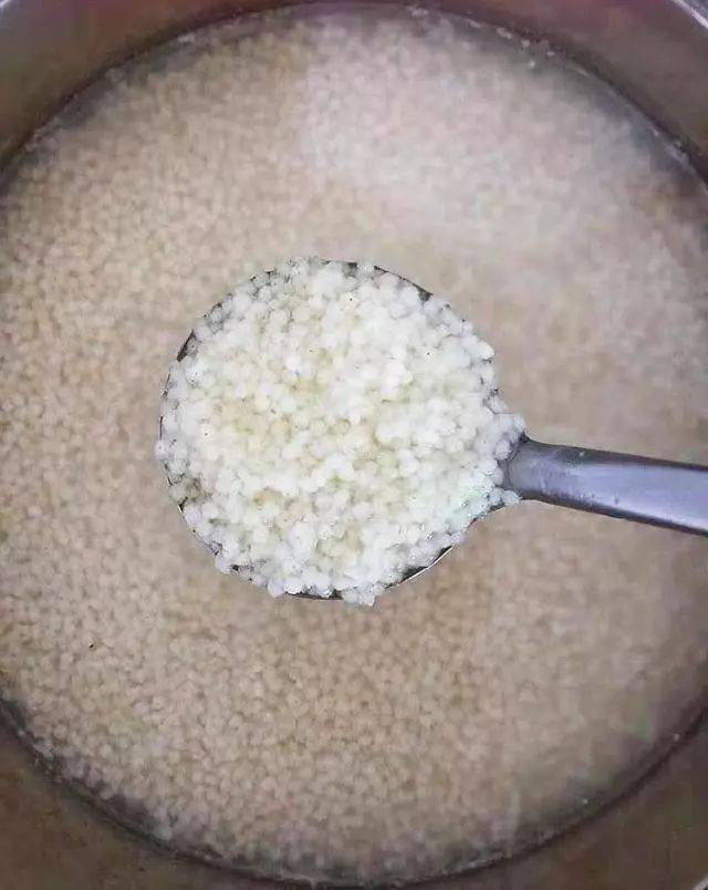 小米和它一起煮睡前喝一碗隔天排出臭便便养颜瘦身助睡眠