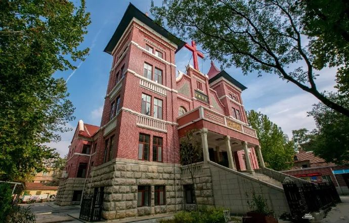 为济南现有的七处基督教教堂(经四路教堂,后宰门教堂,南上山街教堂