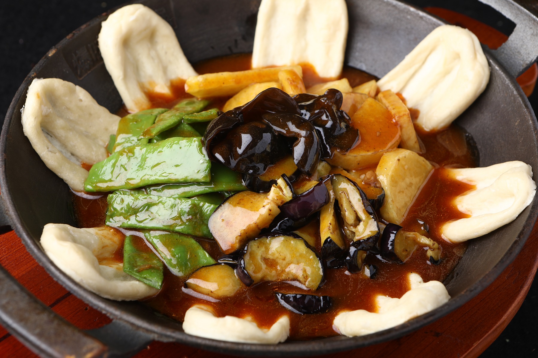 爆味小地锅:开启十二月的新篇章