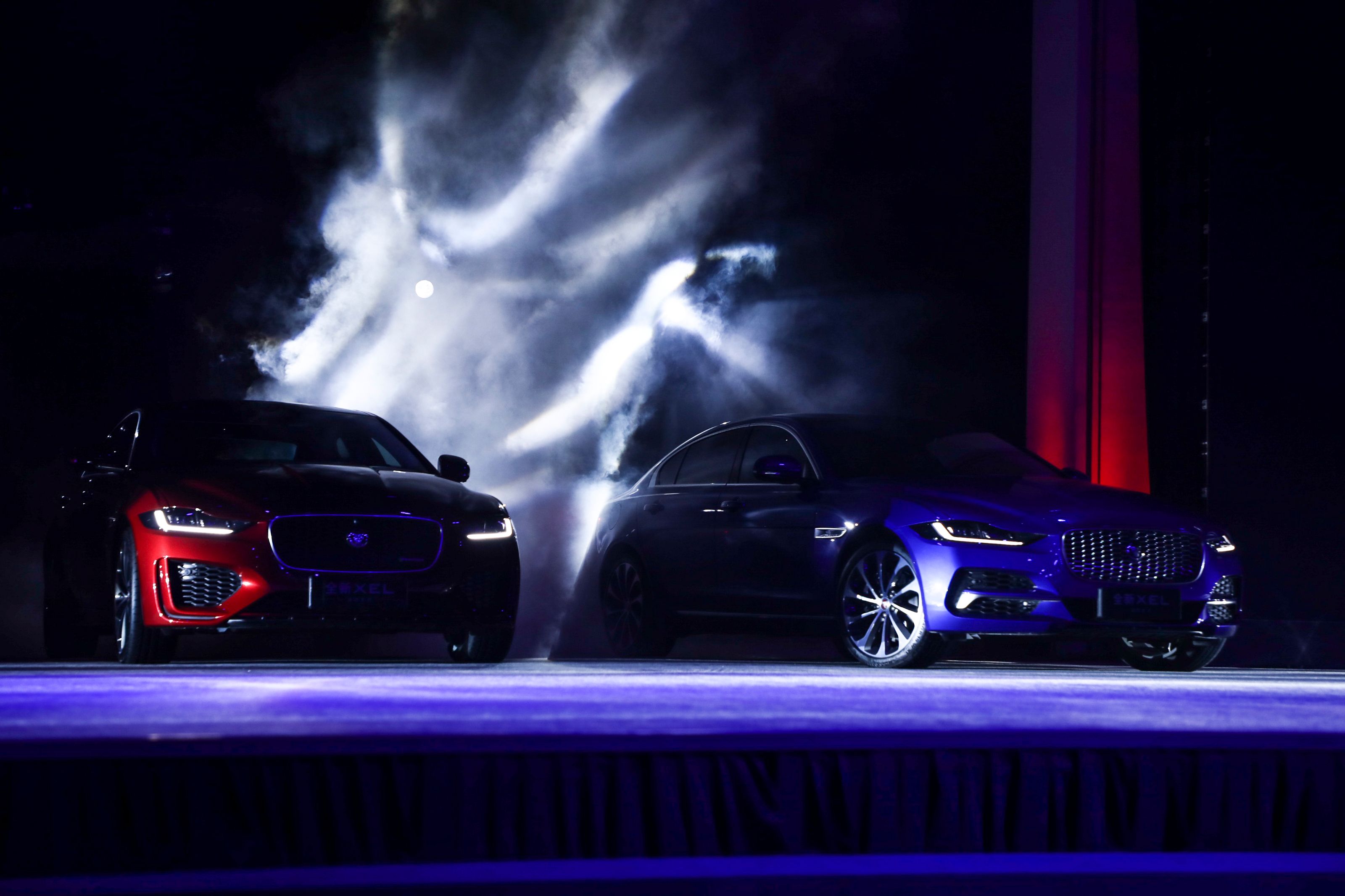 全新捷豹xel上市魅力出镜秘密影院007大战皇家赌场