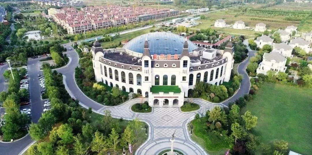 旅拍网红打卡圣地奥华温泉巴厘岛风情