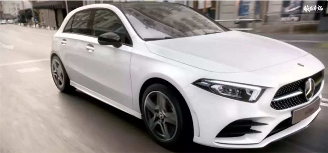 奔驰a2204matic两厢版上市售3128万元